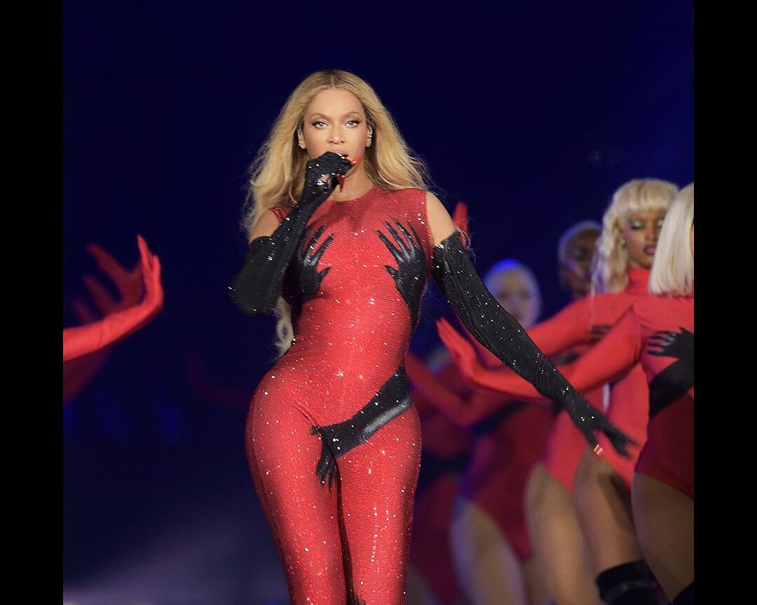 Το νέο άρωμα της Beyoncé είναι επιτέλους εδώ! Η αποκάλυψη μέσω Instagram με το πιο super video