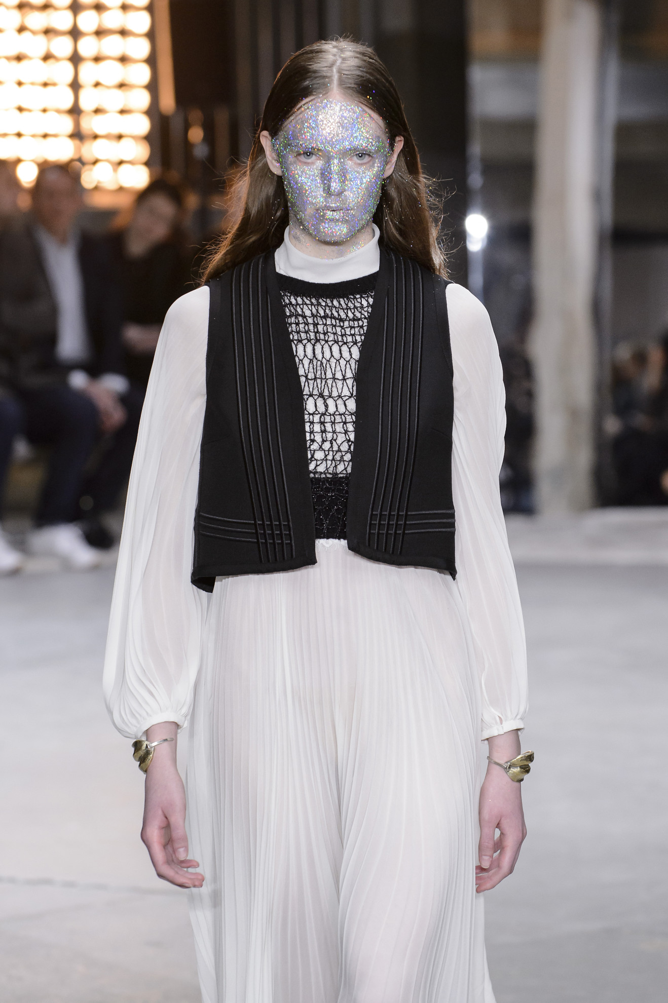 Η Ευρωπαϊκή Ένωση απαγόρευσε την πώληση glitter και ο λόγος είναι πολύ σοβαρός για την υγεία σου