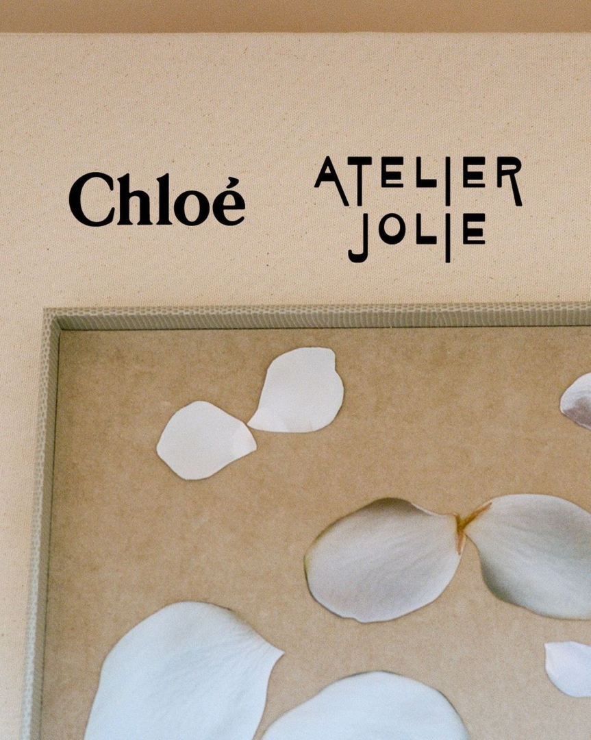 Η συλλογή Chloé x Atelier Jolie είναι από υλικά με μειωμένο περιβαλλοντικό αποτύπωμα