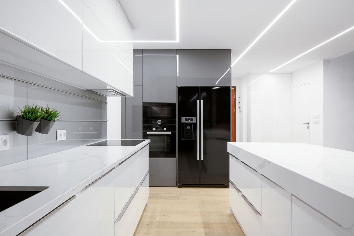 κουζινα με led