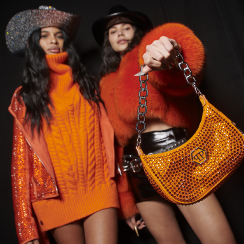 Pumpkin Spice Vibes και το πορτοκαλί απογειώνεται στο ultra trendy χρώμα που πρέπει να φορέσεις