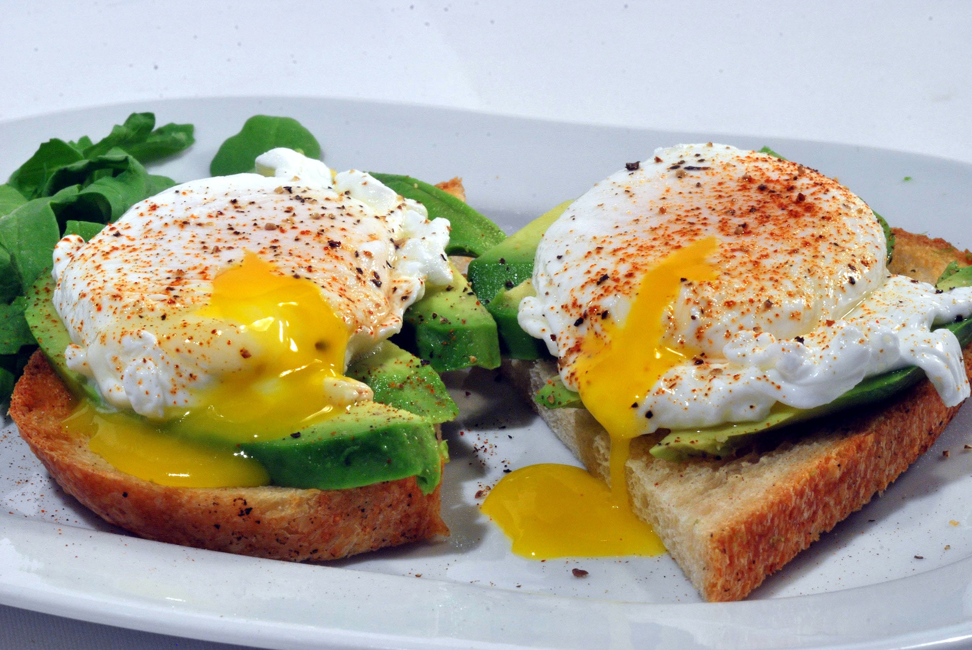 Αλμυρό πρωινό: 5 λόγοι για τους οποίους είναι καλύτερο από το γλυκό πρωινό 