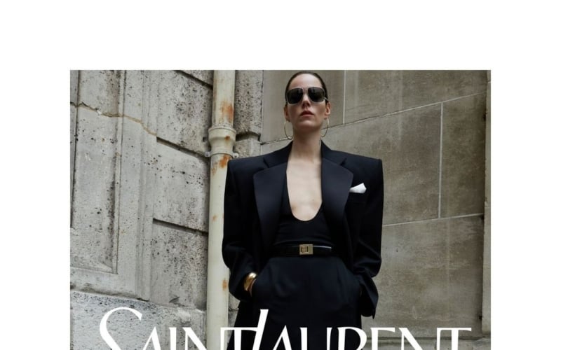 Contemporary Elegance: Ο Anthony Vaccarello αποτυπώνει την εμβληματική αισθητική του Saint Laurent