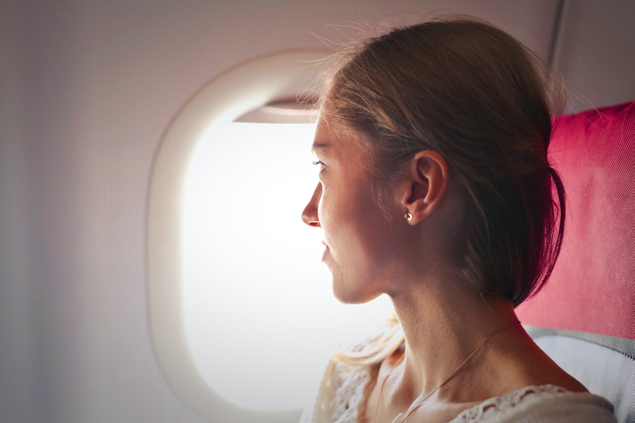 Μάθε πώς να ταξιδεύεις πιο άνετα σε μεγάλες πτήσεις