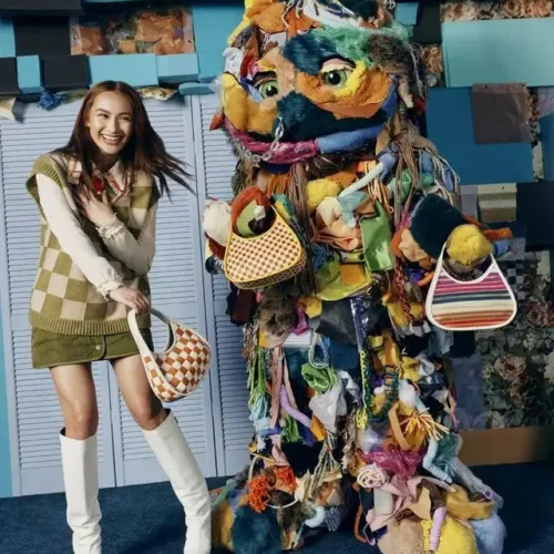 Η sustainable Holiday καμπάνια Coachtopia της Coach έχει και μια μασκότ, τον Wasty