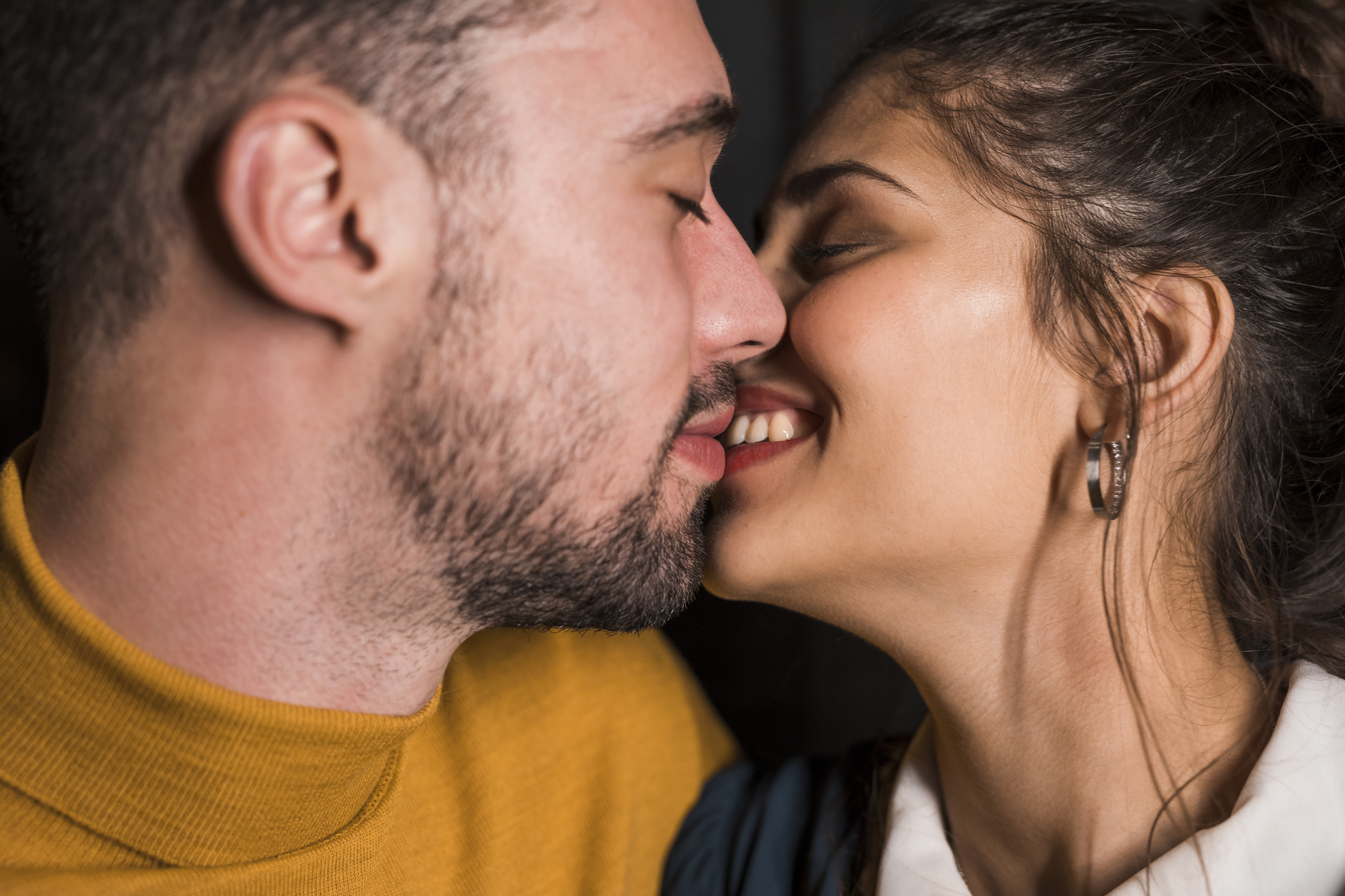 3 λόγοι που το φιλί κάνει καλό στην υγεία μας