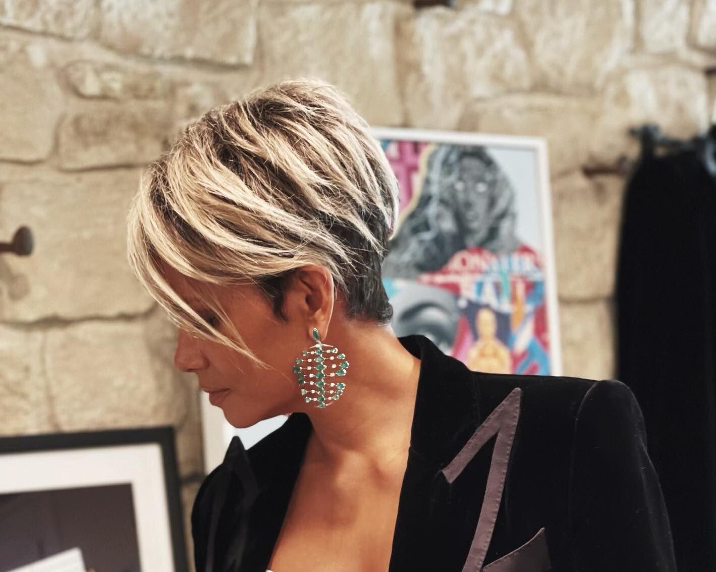 5 κοντά κουρέματα που πρέπει να δοκιμάσεις αυτό το φθινόπωρο γιατί σε μικραίνουν (ξεκάθαρα)