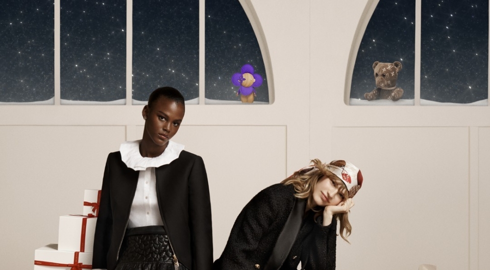 Η Vivienne και ο Teddy μας βυθίζουν στον μαγικό, χριστουγεννιάτικο κόσμο του Louis Vuitton