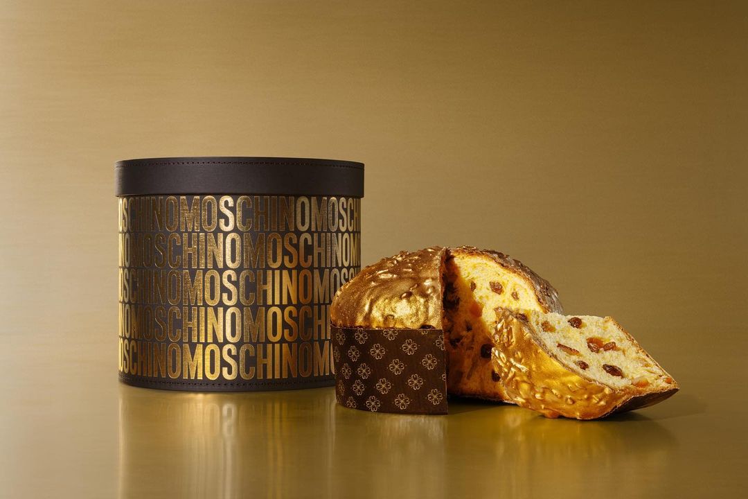 Ο Moschino και το ζαχαροπλαστείο Martesana λανσάρουν το «Il panettone d'oro» για τα Χριστούγεννα