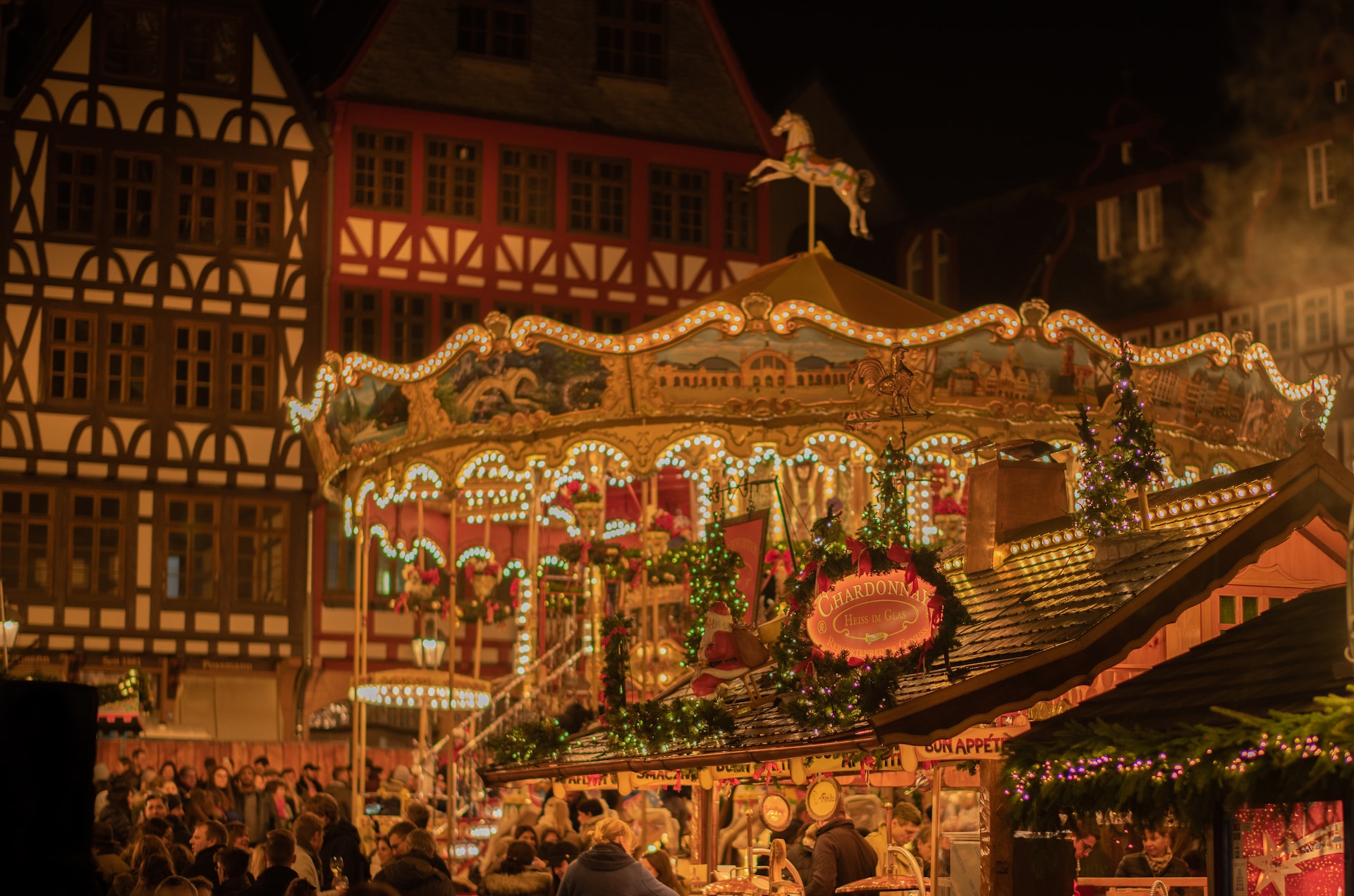 Οι 10 καλύτερες χριστουγεννιάτικες αγορές στην Ευρώπη για να επισκεφθείς