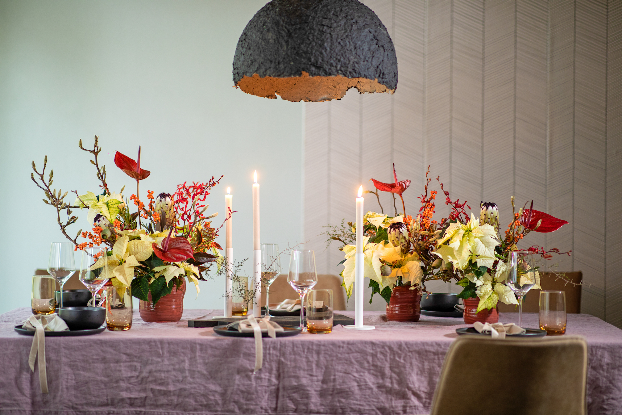 6 ιδέες για να διακοσμήσεις με αλεξανδρινά το εορταστικό σου τραπέζι