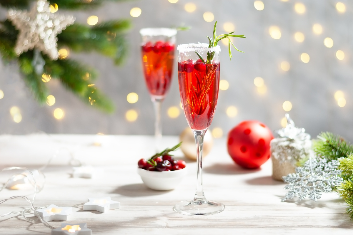  Το champaign cocktail που «εμπνέεται» από το Αλεξανδρινό φυτό σου