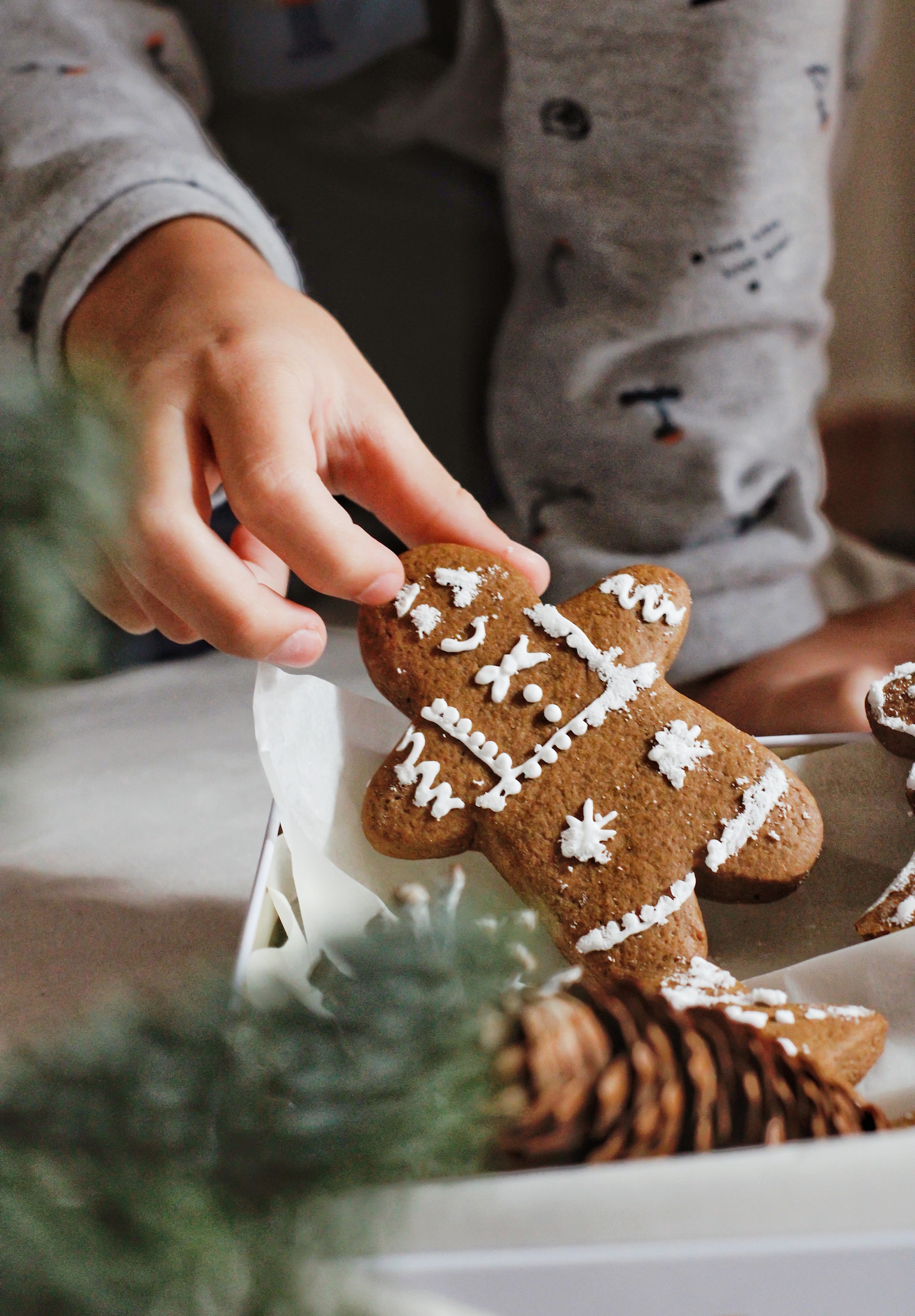 Gingerbread μπισκότα: Η συνταγή και όλα τα μυστικά για να μοσχοβολήσει Χριστούγεννα το σπίτι