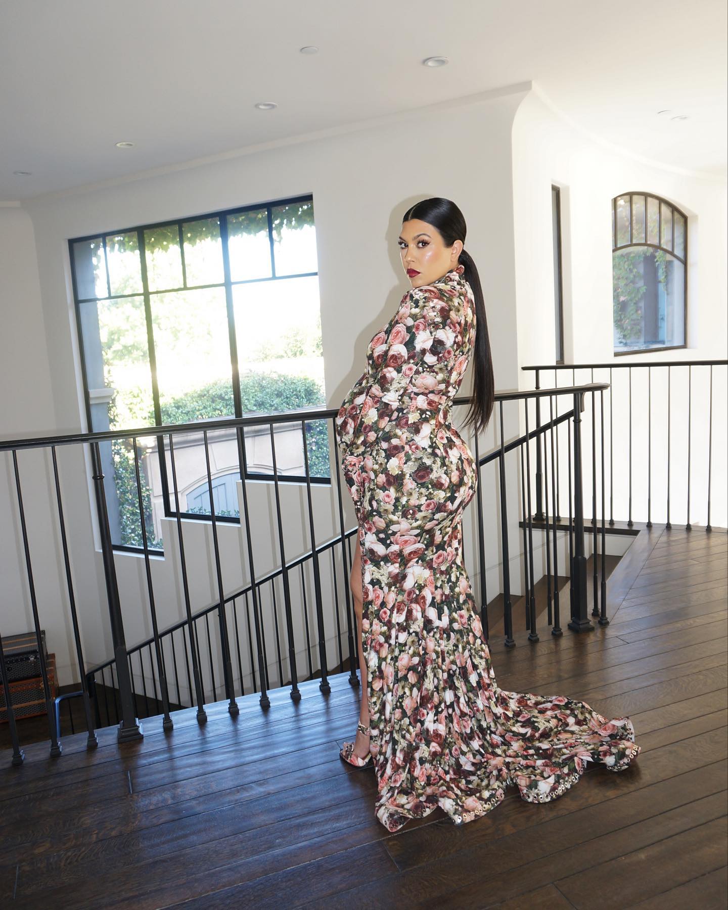 Το μήνυμα της Kourtney Kardashian στις νέες μανούλες λίγο μετά τη γέννηση του 3ου της παιδιού