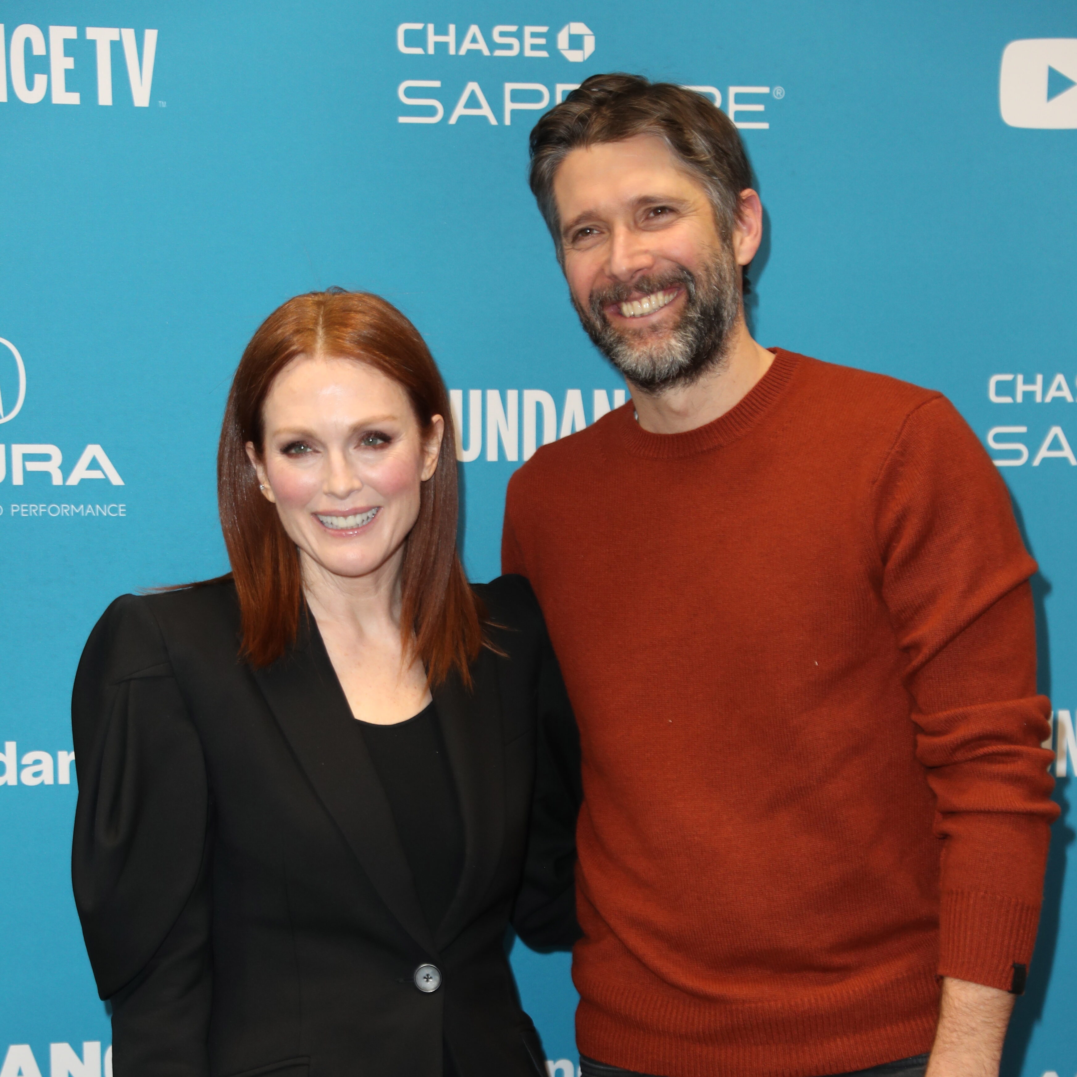 Μετά από 20 χρόνια έγγαμου βίου η Julianne Moore αποκάλυψε το μυστικό για έναν ευτυχισμένο γάμο