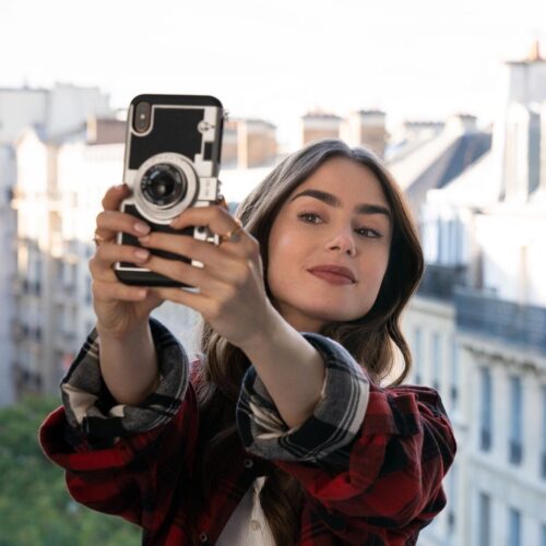 Emily in Paris: Ξεκινάνε τα γυρίσματα για την πολυανεμενόμενη 4η σεζόν