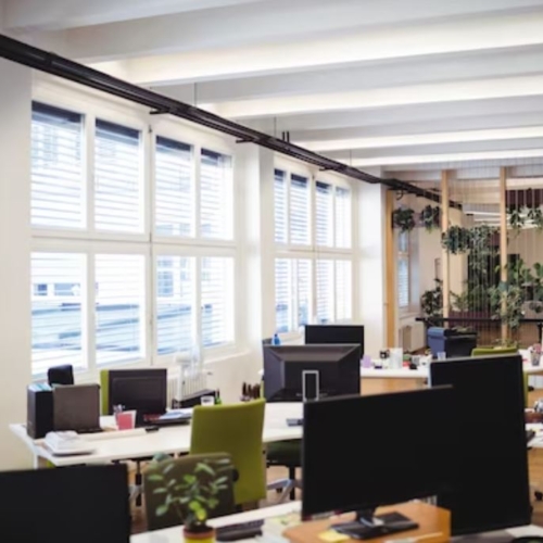 3 τρόποι διακόσμησης του γραφείου για πιο ευτυχισμένους εργαζόμενους