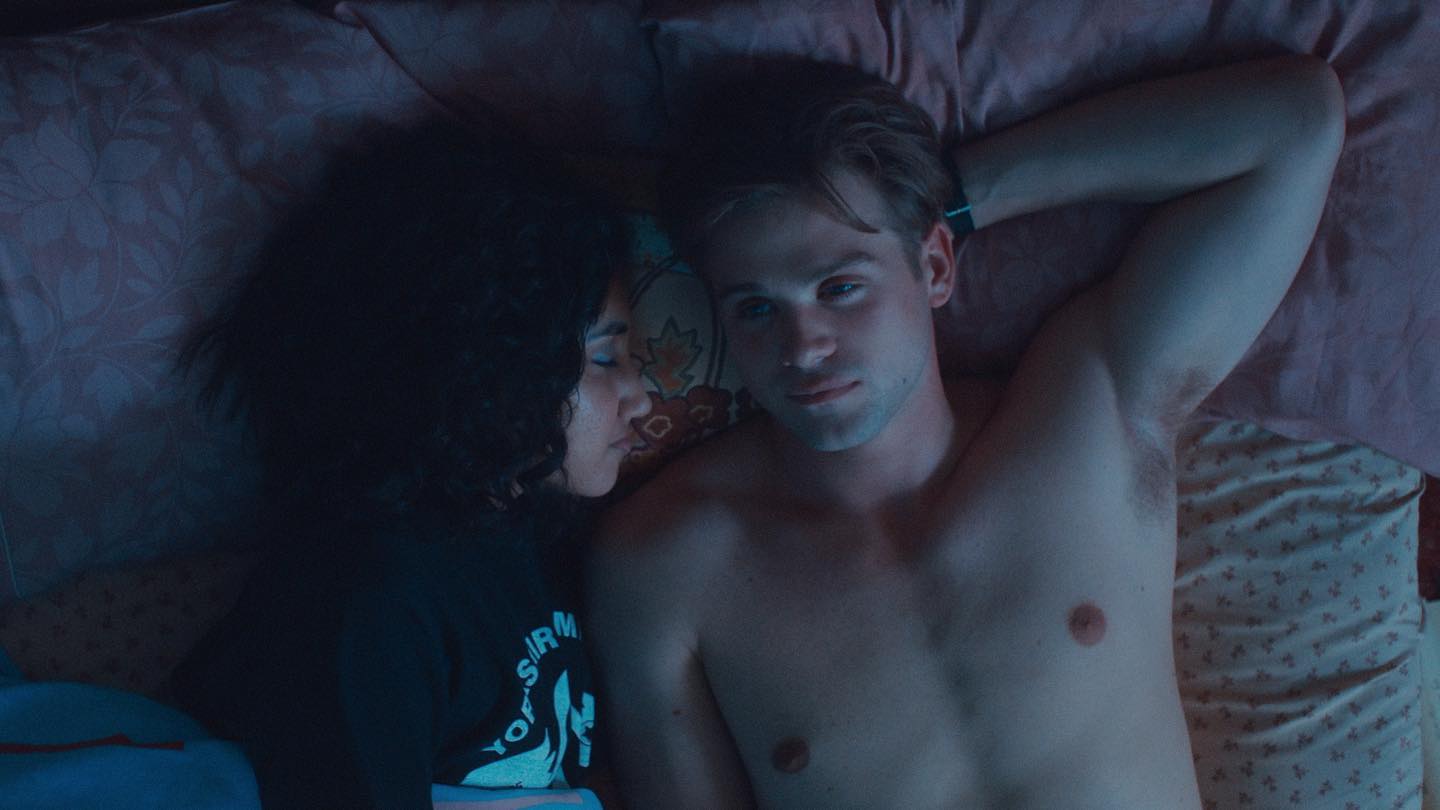 One Day: Το πρώτο teaser trailer της σειράς που έρχεται στο Netflix