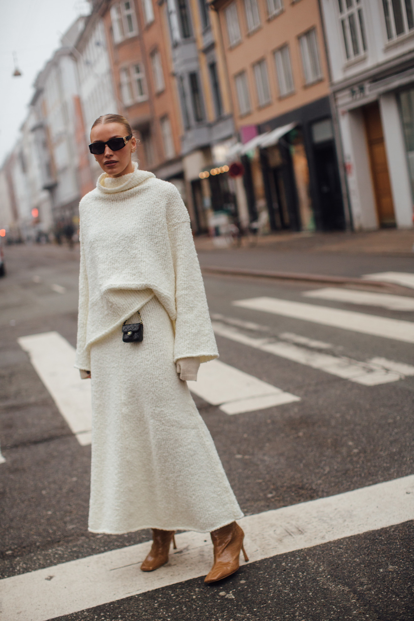 Τα καλύτερα street style look που ξεχωρίσαμε έως τώρα από την Εβδομάδα Μόδας της Κοπεγχάγης