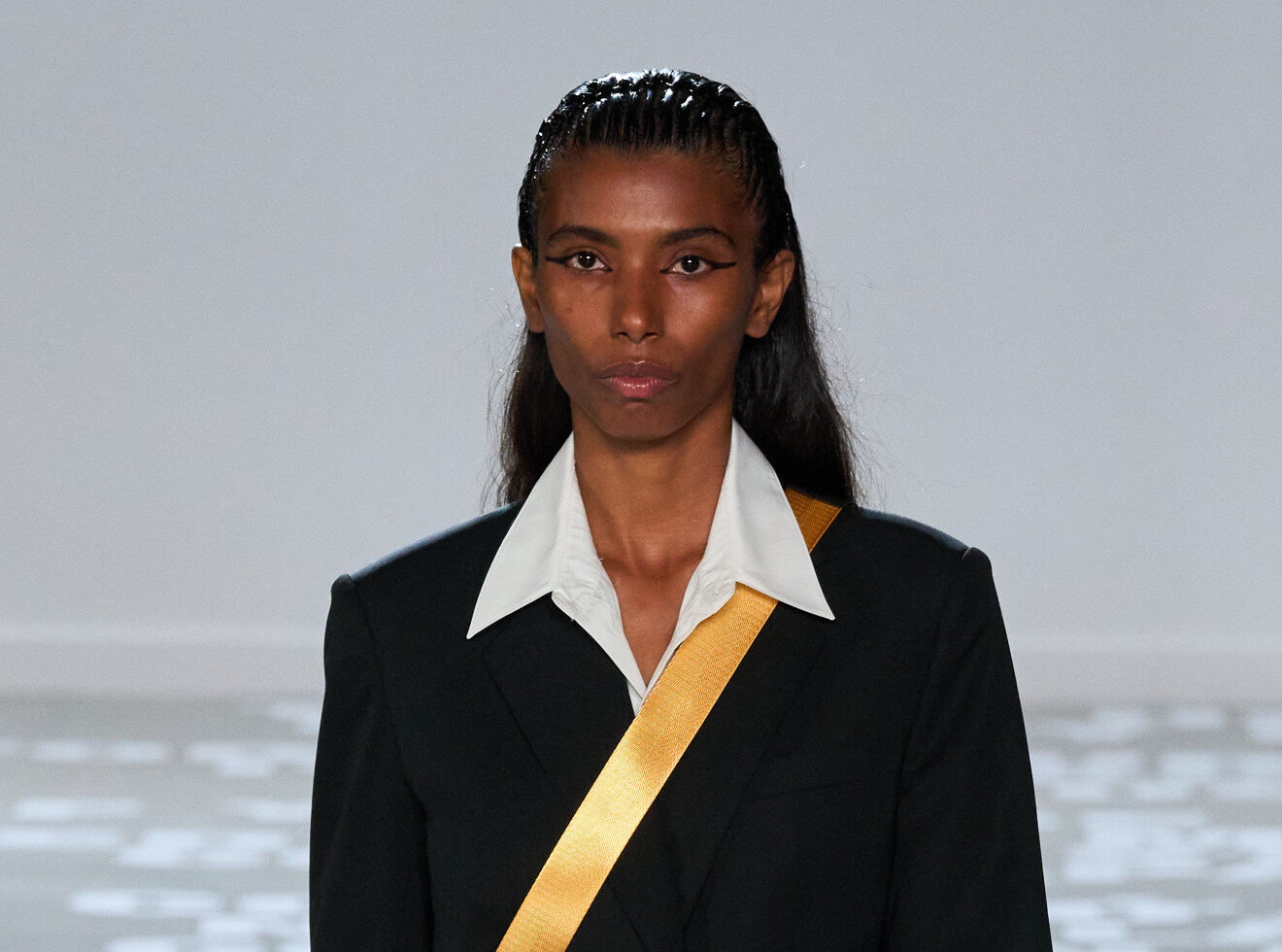 Οι καλύτερες τάσεις μαλλιών για την Άνοιξη 2024 κατευθείαν από τις πασαρέλες