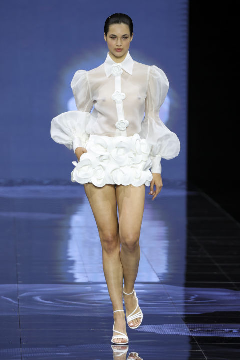 Η λεπτομέρεια που γίνεται hot trend στα νυφικά και απογειώνει κάθε νύφη ό,τι στυλ κι αν επιλέξει