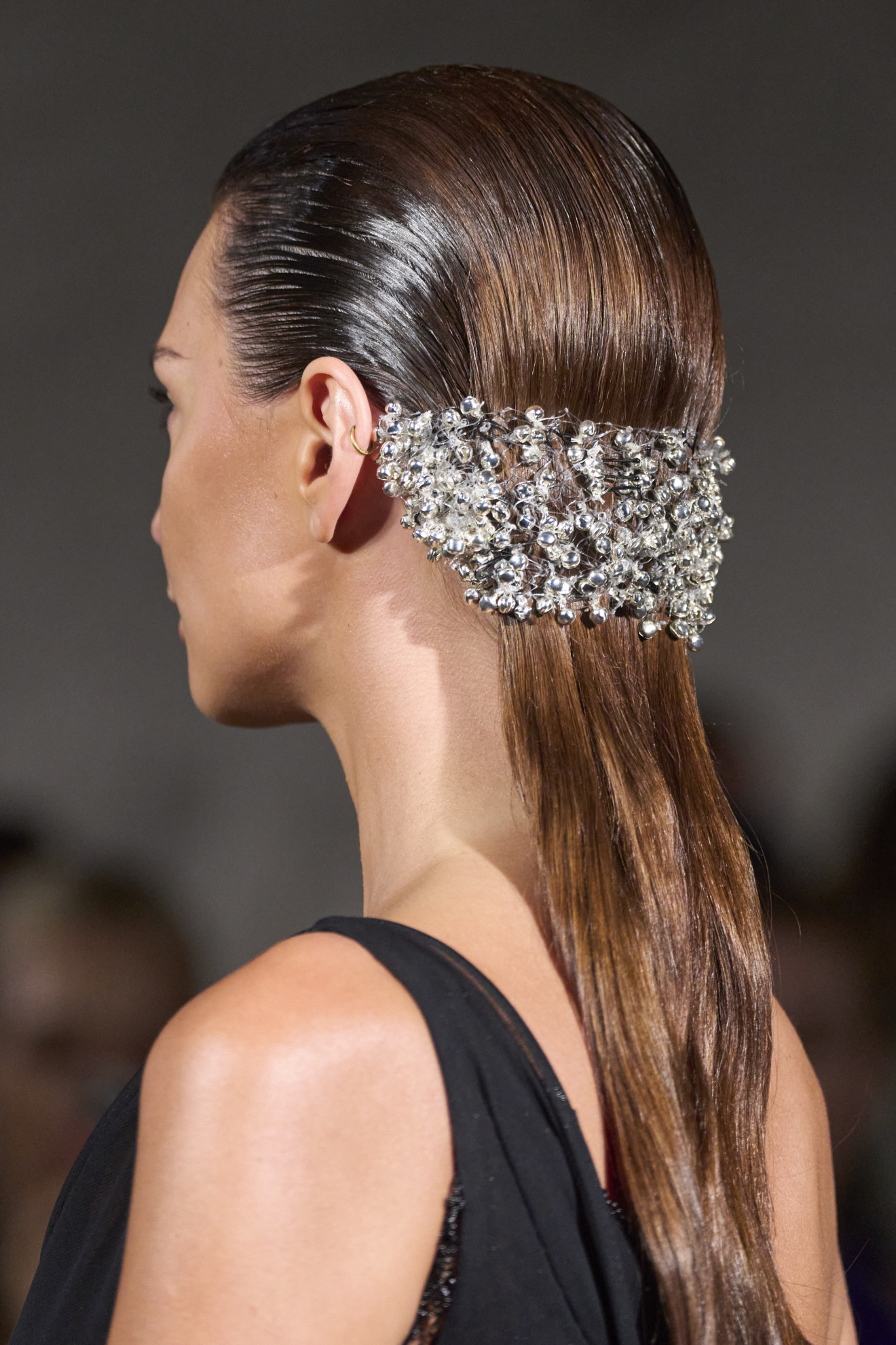 Οι καλύτερες τάσεις μαλλιών για την Άνοιξη 2024 κατευθείαν από τις πασαρέλες