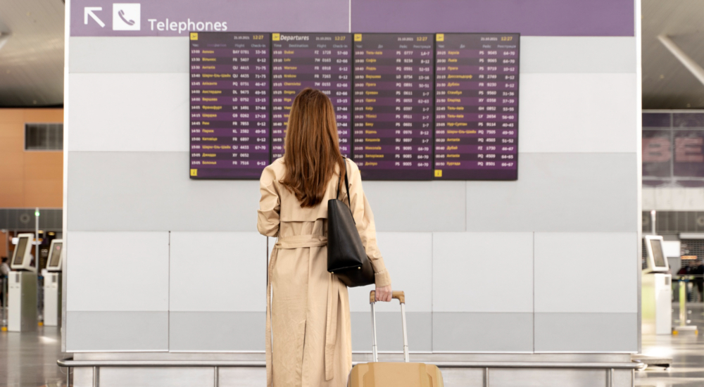 5 τρόποι για να παραμείνεις ήρεμη στο αεροδρόμιο εν μέσω καθυστερήσεων και ακυρώσεων πτήσεων