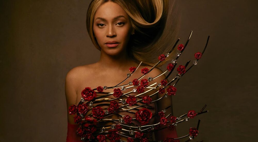 Beyoncé: Η μάχη της με την ψωρίαση του τριχωτού της κεφαλής και η νέα της σειρά περιποίησης μαλλιών