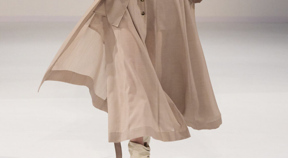 Flowy skirt: 4 στυλ για να φορέσεις την απόλυτη φούστα της άνοιξης