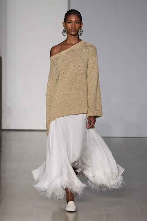 Flowy skirt: 4 στυλ για να φορέσεις την απόλυτη φούστα της άνοιξης