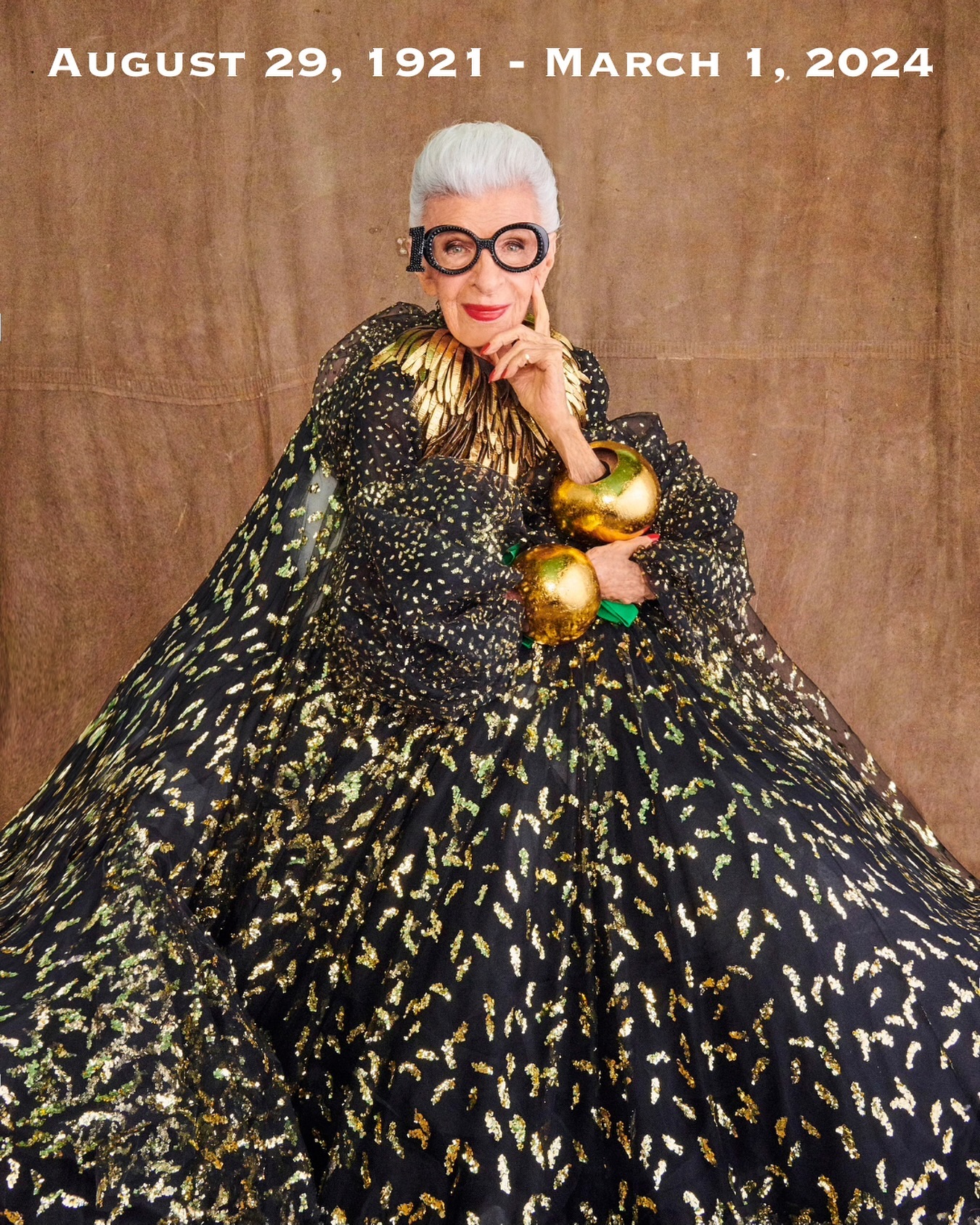 Iris Apfel: Το αιωνόβιο fashion icon έφυγε από τη ζωή σε ηλικία 102 ...