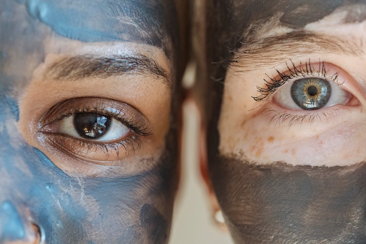3 DIY μάσκες προσώπου που καταπραΰνουν και ηρεμούν το ευαίσθητο δέρμα