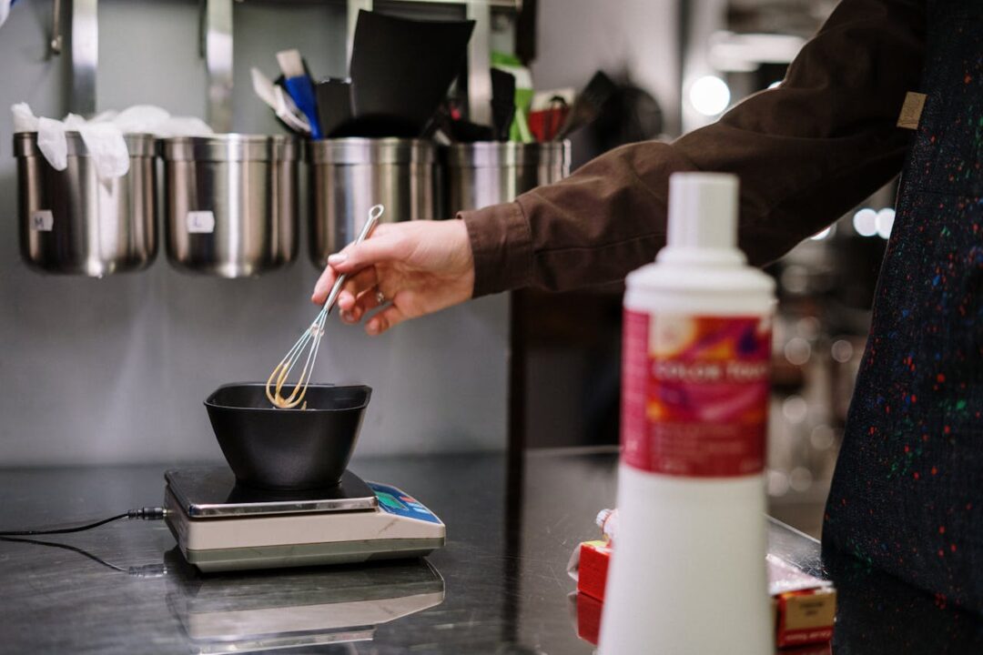 Πότε πρέπει να επιλέξεις προσωρινή βαφή μαλλιών σύμφωνα με τους κομμωτές