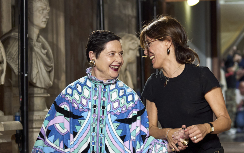 Ο οίκος Pucci γιόρτασε τα 60 χρόνια του print Vivara με την Isabella Rossellini στην πασαρέλα
