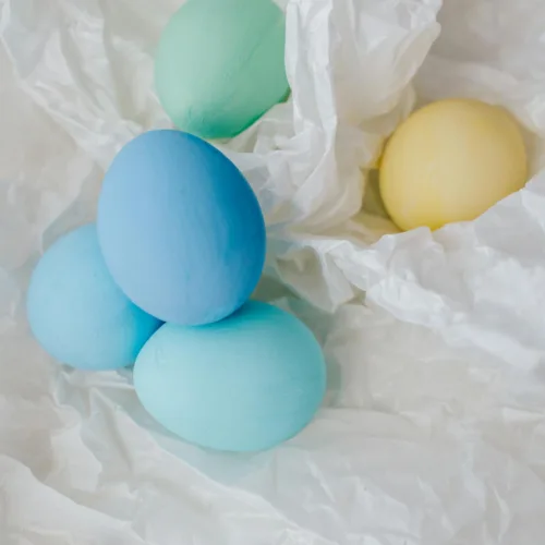 Αυτά είναι τα καλύτερα αυγά για να βάψεις το Πάσχα