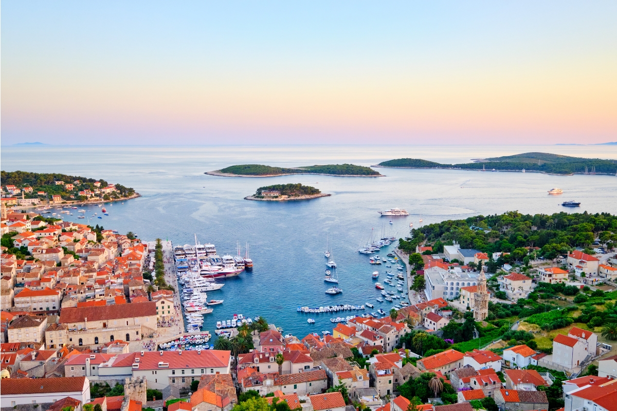 Τα 8 πιο ρομαντικά νησιά στον κόσμο για να βρεθείς με το άλλο σου μισό