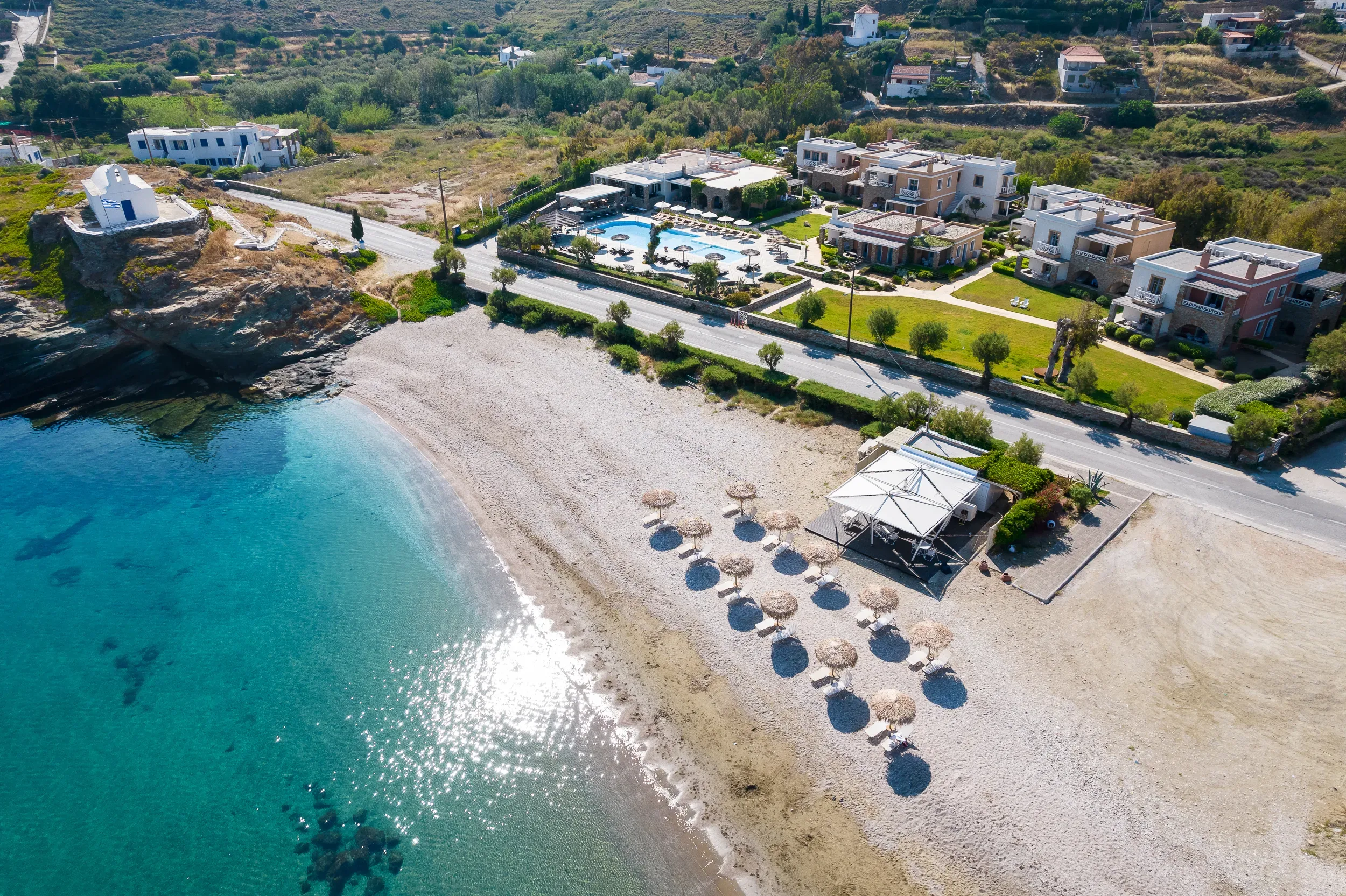 Ydor Hotel & Spa: Το μαγευτικό ξενοδοχείο στην Κέα με την απαράμιλλη ομορφιά και τη θέα στο γαλάζιο