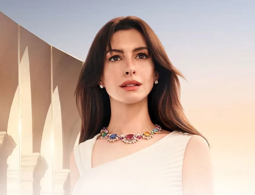 Οι Anne Hathaway, Zendaya και Liu Yifei πρωταγωνιστούν στη νέα καμπάνια Bulgari Eternally Reborn