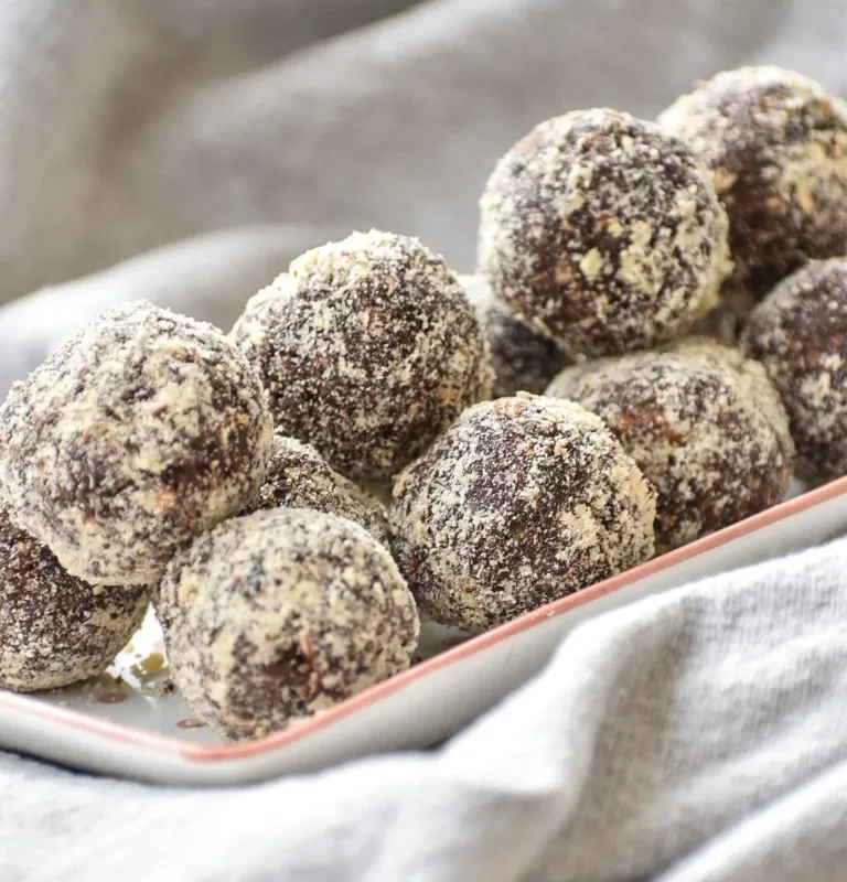 Μπάλες ενέργειας χωρίς ζάχαρη που θα θες να τρως ξανά και ξανά