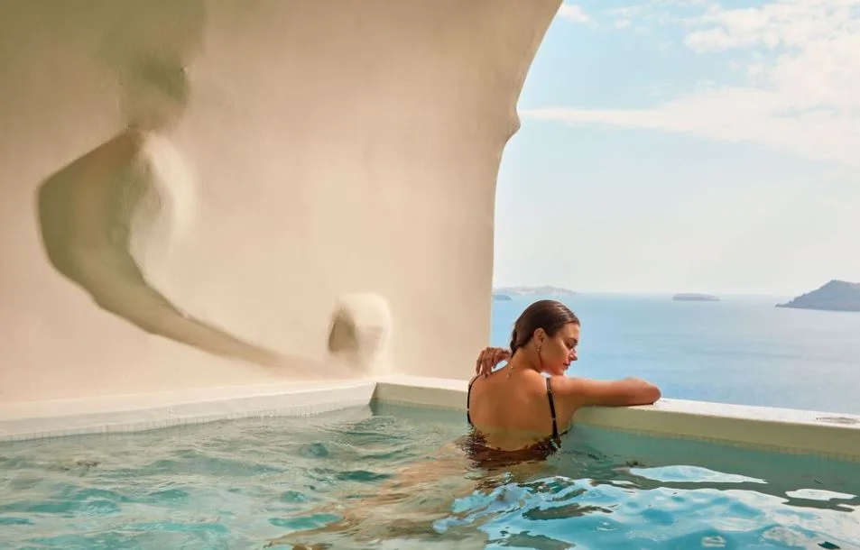 Τα 5 ωραιότερα πολυτελή ξενοδοχεία σε σπηλιές από όλο τον κόσμο για να επισκεφθείς