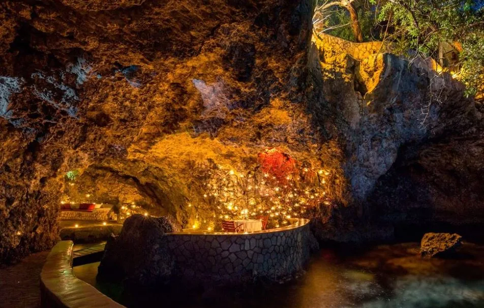 Τα 5 ωραιότερα πολυτελή ξενοδοχεία σε σπηλιές από όλο τον κόσμο για να επισκεφθείς