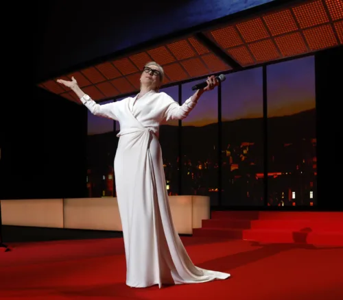 Δακρυσμένη η Meryl Streep στο Φεστιβάλ Καννών: «Έκλεινα τα 40 και νόμιζα ότι η καριέρα μου είχε τελειώσει»