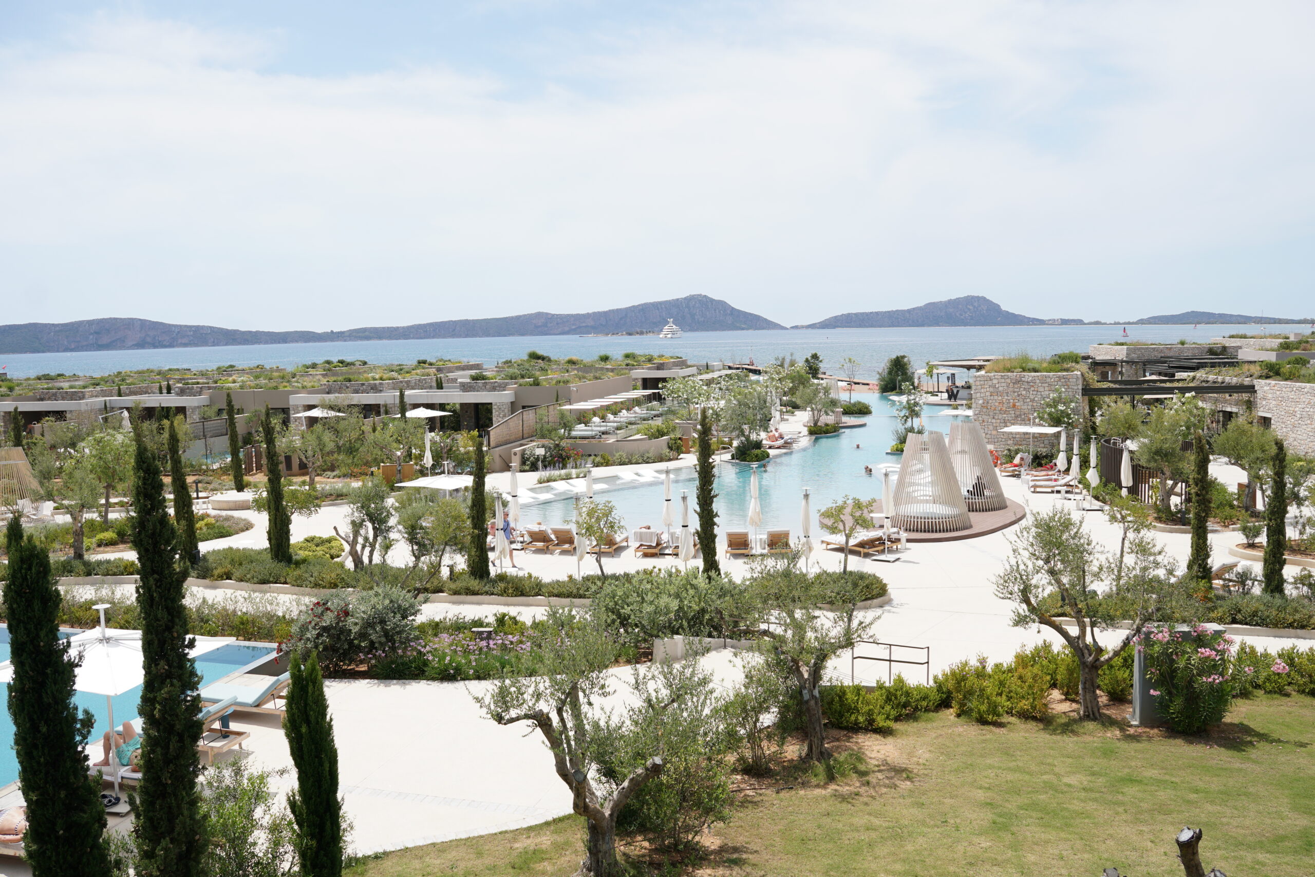 Πώς ένα sound, wellness και yoga retreat στο W Costa Navarino επηρέασε θετικά το σώμα και την ψυχή μου
