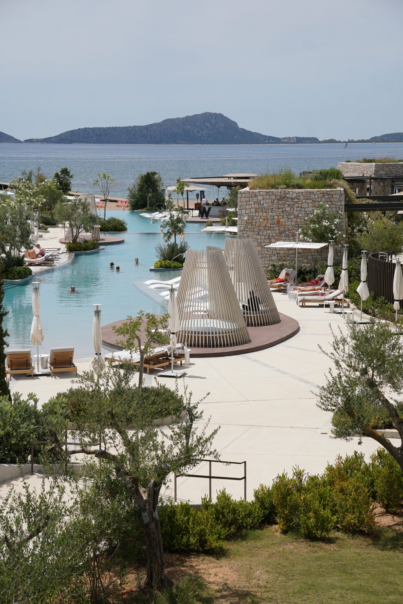 Πώς ένα sound, wellness και yoga retreat στο W Costa Navarino επηρέασε θετικά το σώμα και την ψυχή μου