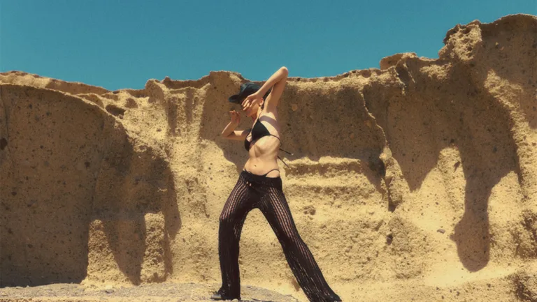 WE ARE ONE SOUND: Η Answear.LAB συνεχίζει να γράφει ιστορία για τις γυναίκες