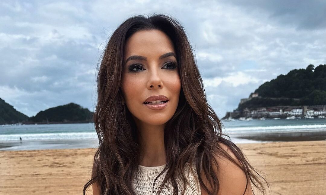 Η τάση των φορεμάτων που πρέπει να φοράς το καλοκαίρι σύμφωνα με την Eva Longoria (+5 να αγοράσεις)