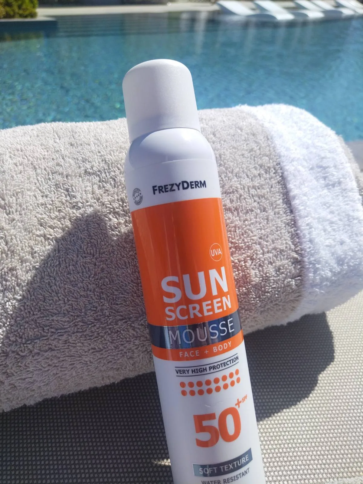 Ready two enjoy the summer με τα 2 νέα αντηλιακά της Frezyderm