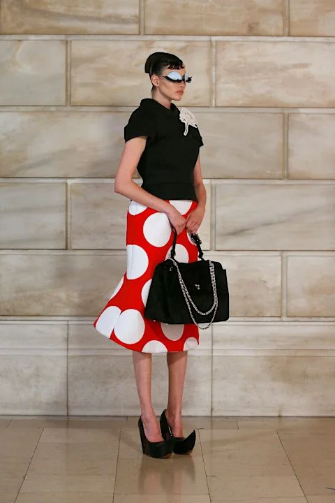 Η FW'24 συλλογή του Marc Jacobs είναι γεμάτη από παιδικότητα και ανεμελιά