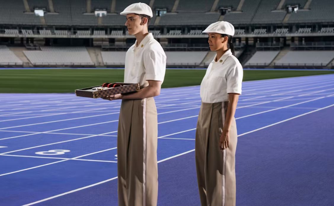 Η Louis Vuitton σχεδίασε τους δίσκους που θα μεταφέρονται τα Ολυμπιακά μετάλλια στο Παρίσι