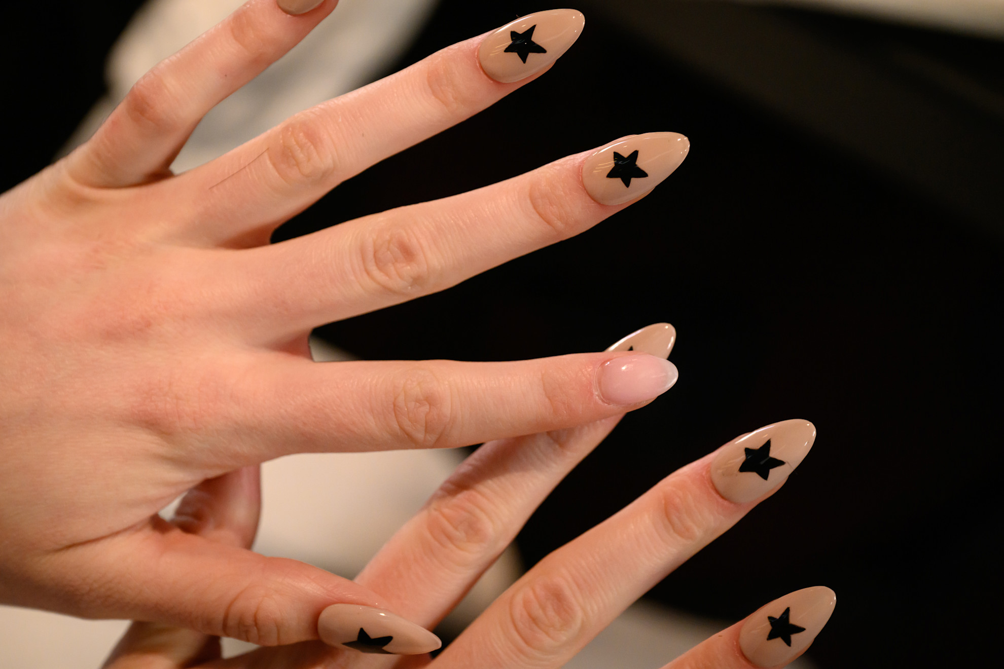 Οι μεγαλύτερες τάσεις ομορφιάς από την Εβδομάδα Μόδας της Νέας Υόρκης